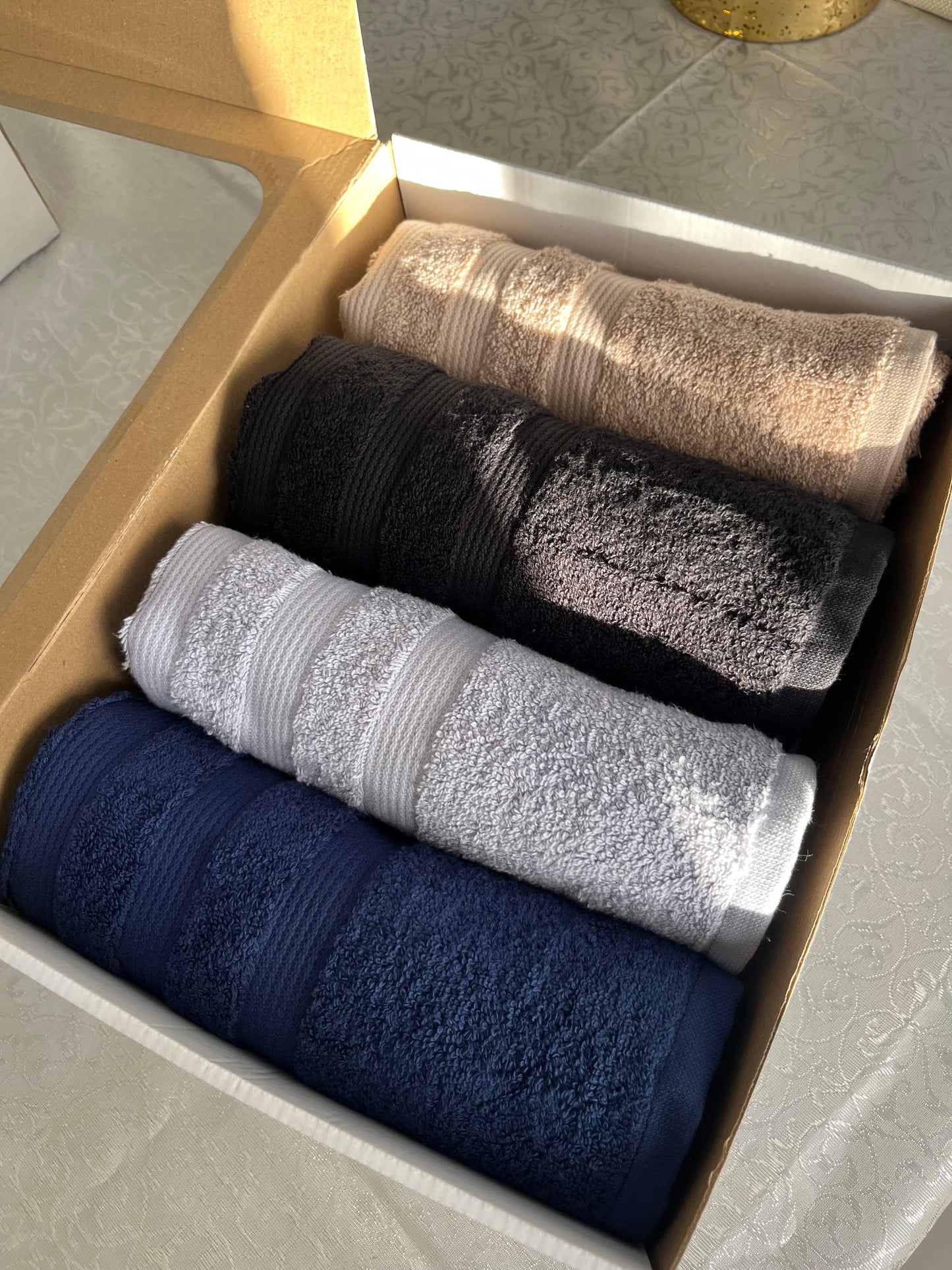 Pack serviettes visage 4 pièces qualitée ULTRAS SUPERIEUR