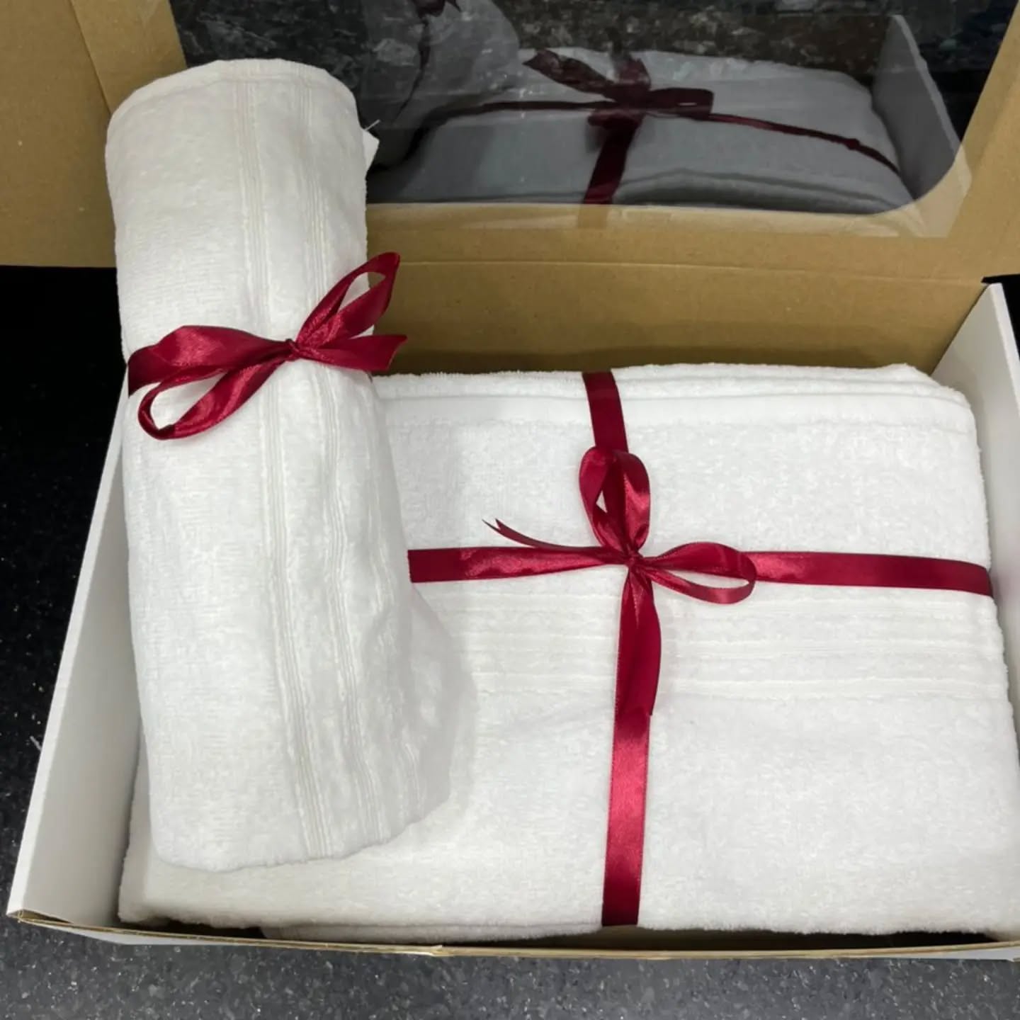 Serviettes de bain 2 pièces UNIE