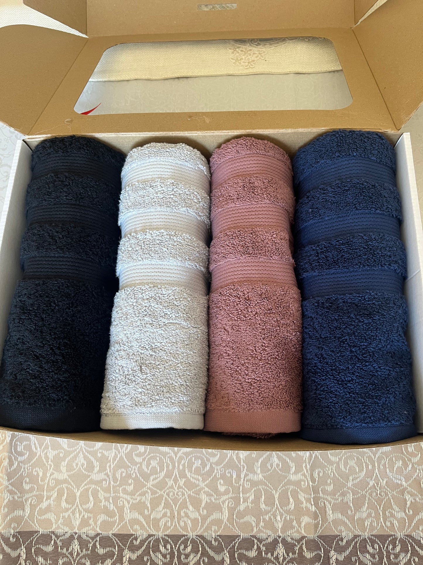 Pack serviettes visage 4 pièces qualitée ULTRAS SUPERIEUR