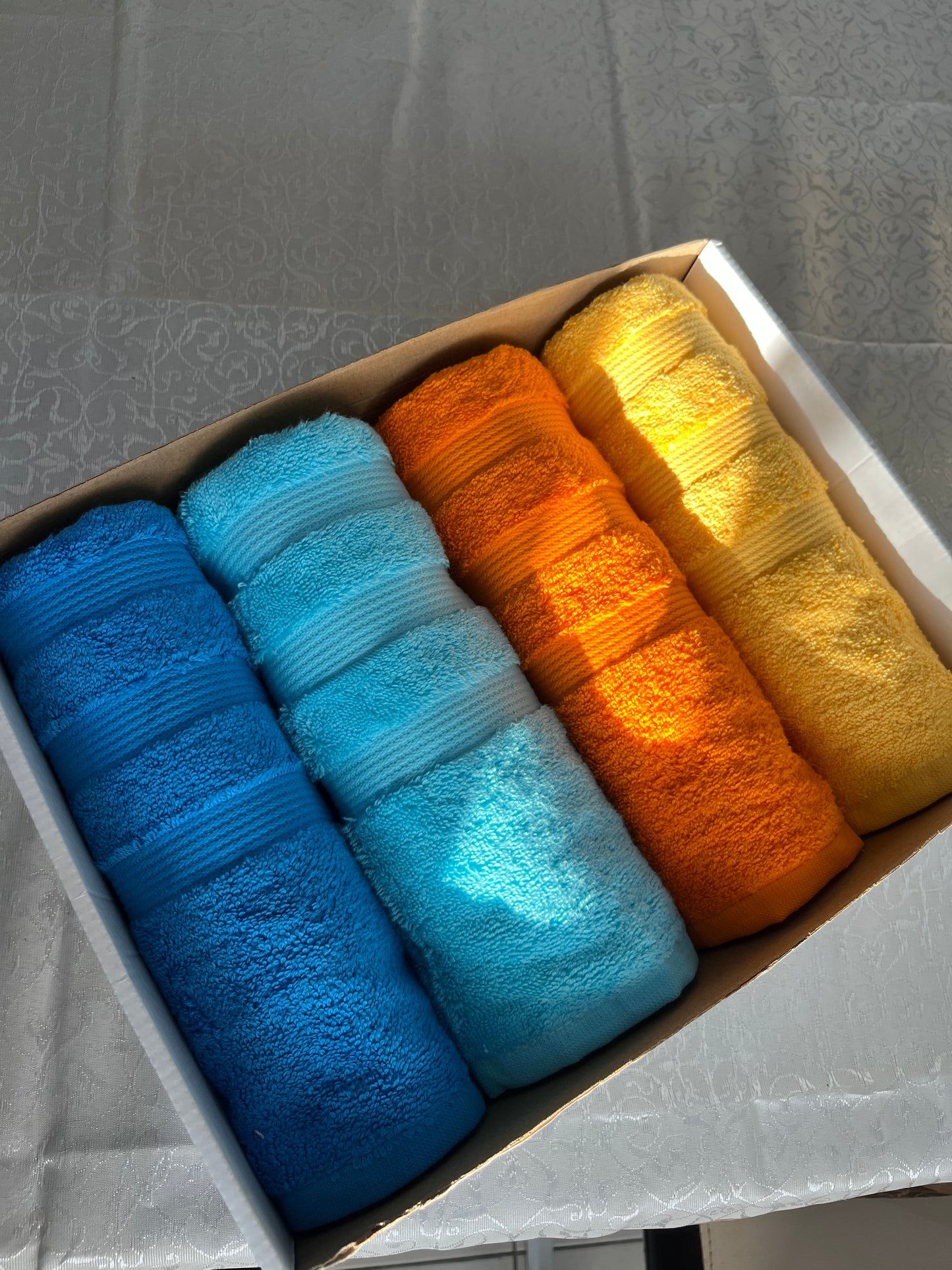 Pack serviettes visage 4 pièces qualitée ULTRAS SUPERIEUR