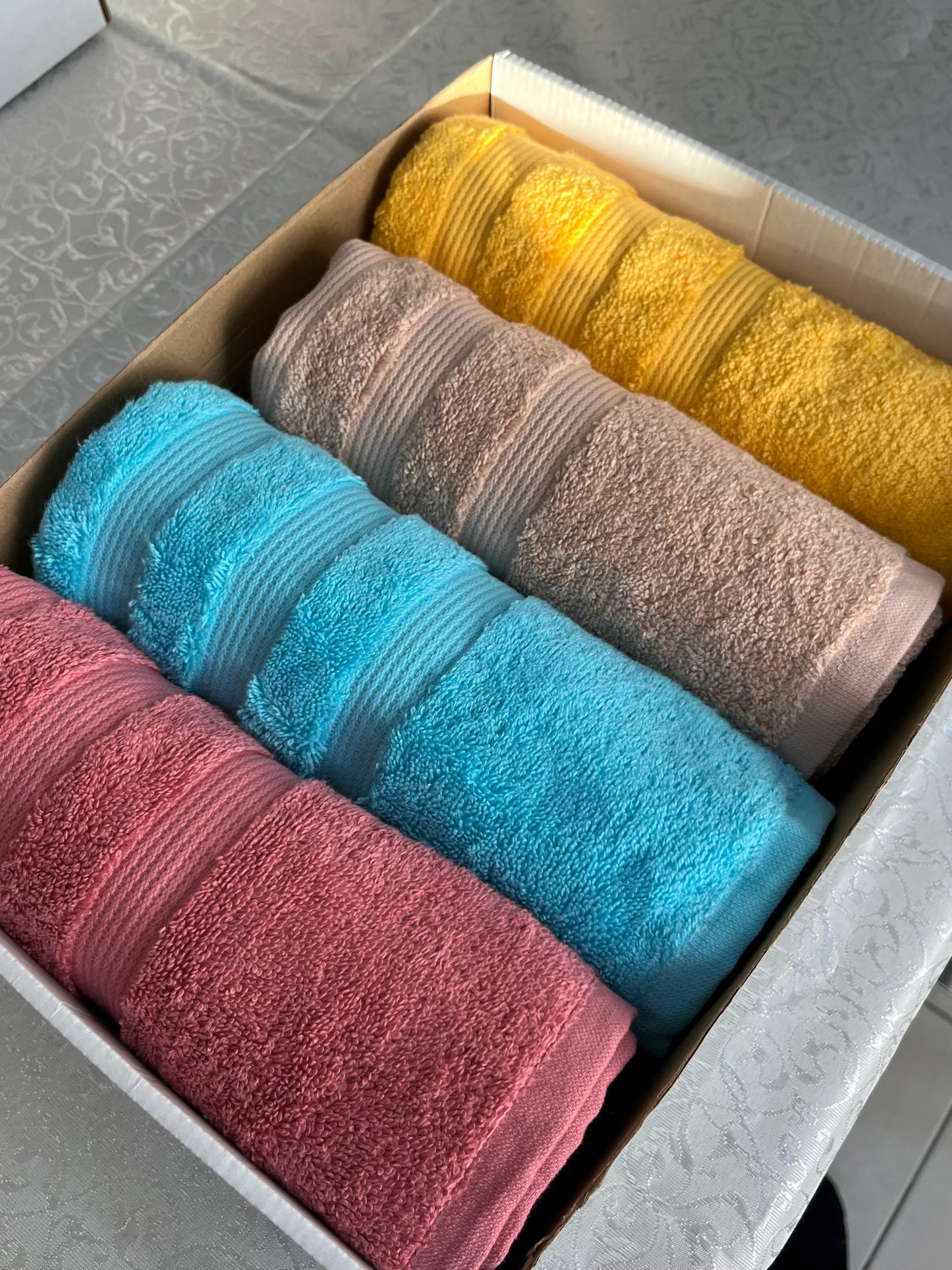 Pack serviettes visage 4 pièces qualitée ULTRAS SUPERIEUR